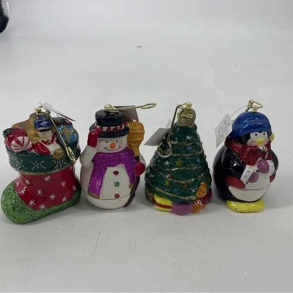 Mr. Christmas Musical Ornaments Wind Up Snowman Stocking Penguin Tree Lot Of 4 - Picture 1 of 9
